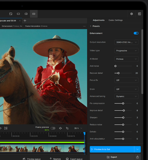 شاشة MacBook Pro تعرض فيديو يتم تعزيزه بالذكاء الاصطناعي في Topaz Video